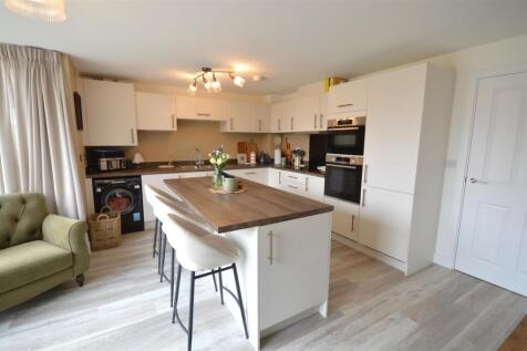 kitchen/family room