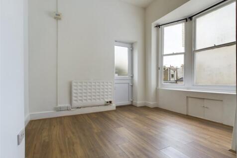 Studio Room