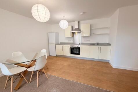 Lounge / diner / Kitchen