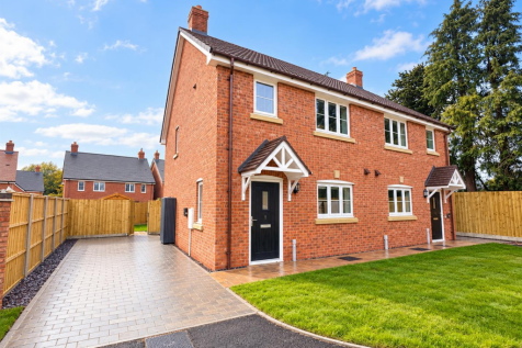 3 Bedroom Semi-Detached in SY12 0AA