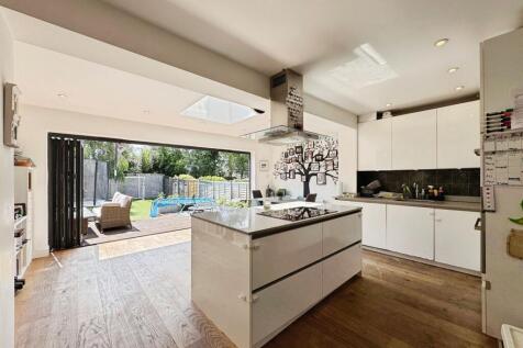 Kitchen/dining area
