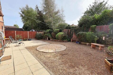 Marshall Close Calverton, Nottingham, NG14 6RE