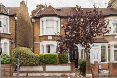 Shrubland Road, E17