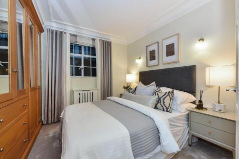 53 Knightsbridge Court (1).JPG