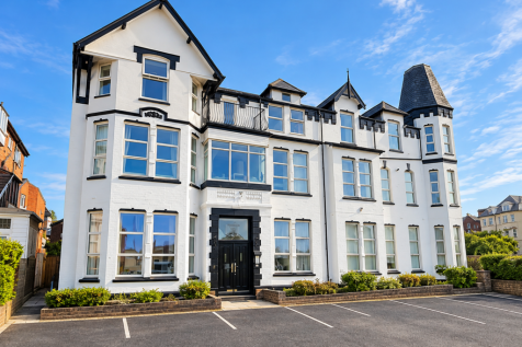 2 Bedroom Flat in PR9 0JB