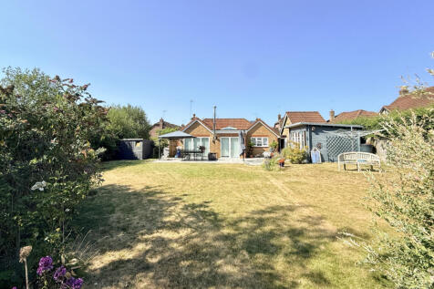 3 bed detached bungalow