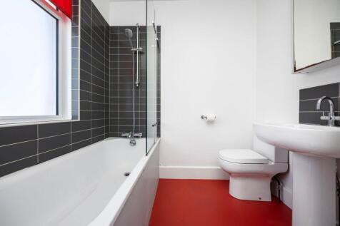 Brittany Road 19 BATHROOM.jpeg