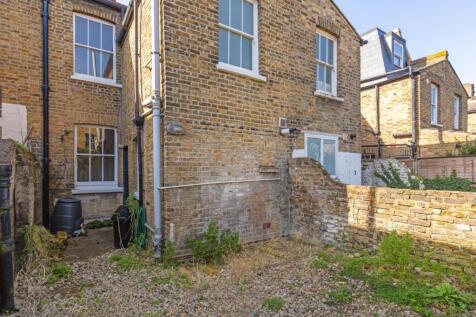 2 bed, 1 bath House in glasgow - Photo 11