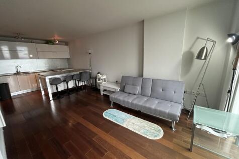 A fully furnished 2 bedroom apartment located in one of the tallest tower blocks in the city and ideally located close to local networks and all popular amenities.