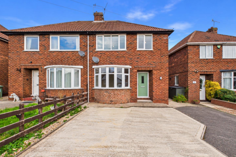 3 Bedroom House in S18 4DJ