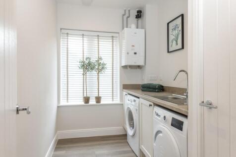 knights grove, newbury