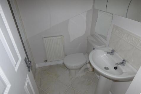 110 Malthouse Road - En-suite.JPG