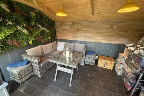 Summerhouse/ Home Office