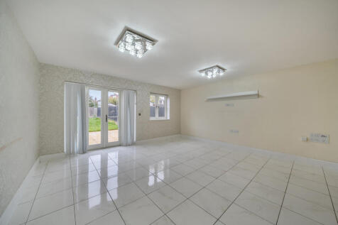 1375255-10-6904cd...