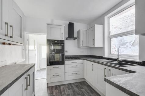 Kitchen_1.jpeg