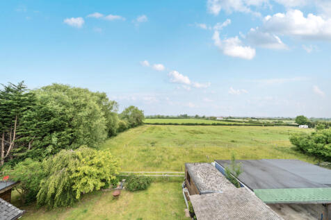 130524146849bcce8101earw