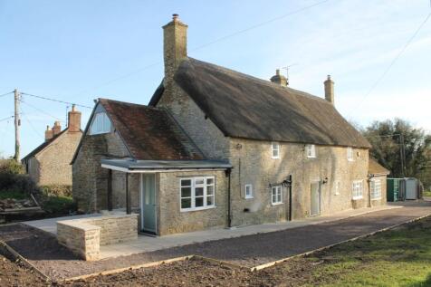 4 Bedroom Detached in DT9 5NE
