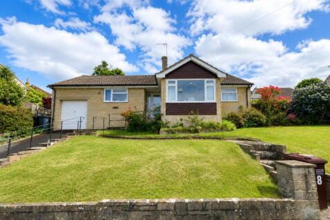 8 orchard leaze - front.jpeg