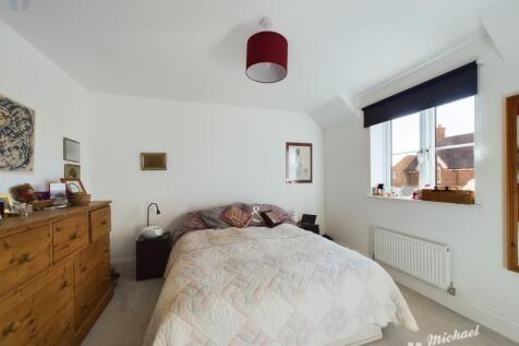 CAM03218G0-PR0081-STILL012