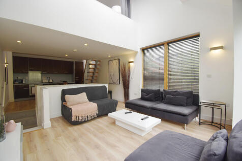 Lounge Room 2