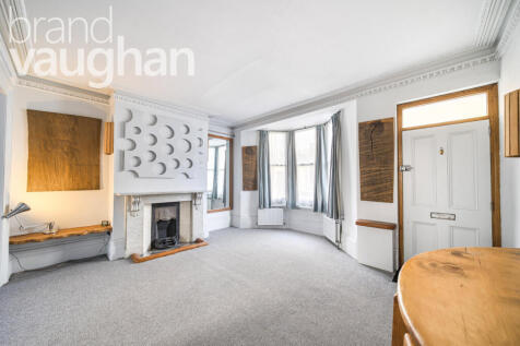 Living/Dining Room.