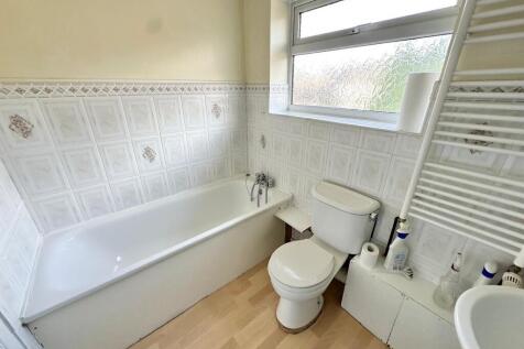 IMG-20251008-WA00...