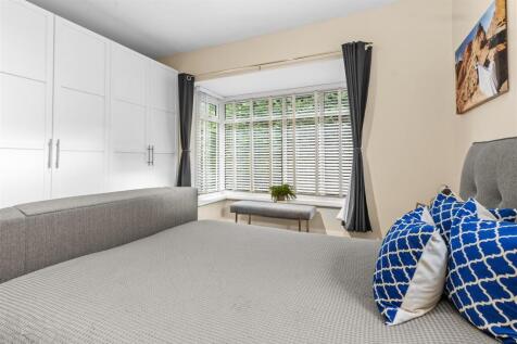 bedroom one #3.jpg
