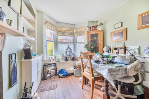 1312695-2-685ed1f...