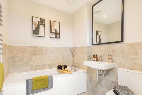 Dandara - Hawthorn Grove - The Frogmore, Home 19