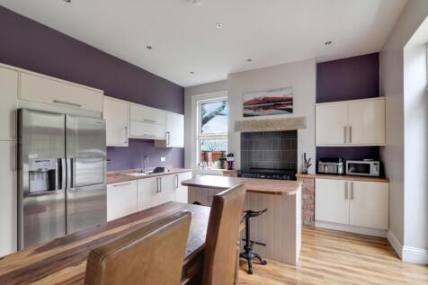 Large kitchen diner
