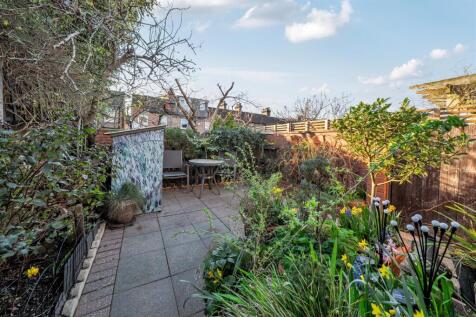 garden h.jpg
