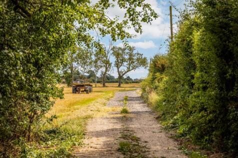 Chestnut Lodge (Gipsey Bridge)-5.jpg