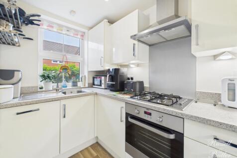 CAM02127G0-PR0292-STILL012