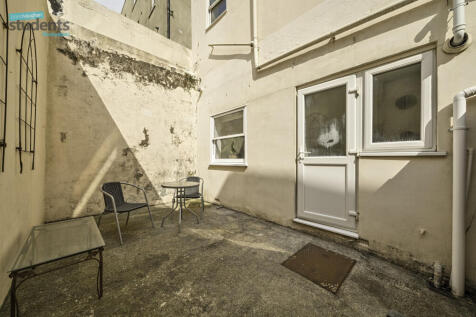 e8a9a448-1571-472...