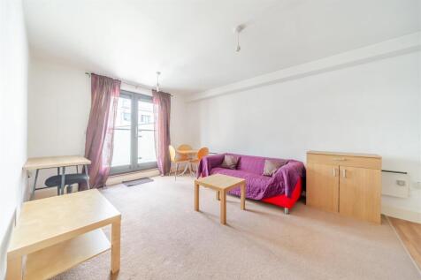 22 Charles Street CENTRO 17.jpg