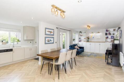 Kitchen/Family Room