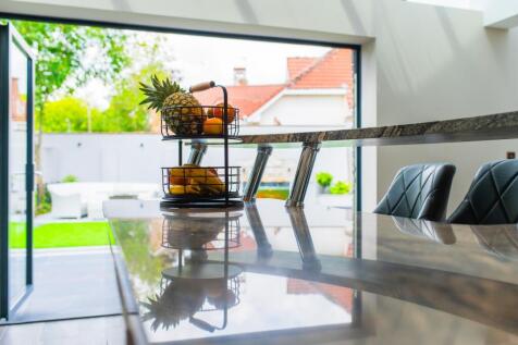 Award-winning Media team on EVERY Listing_23