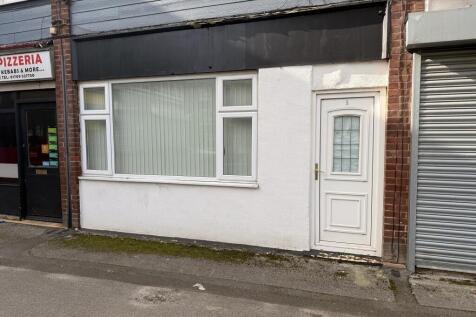 Retail Property (high street) to rent in rawmarsh