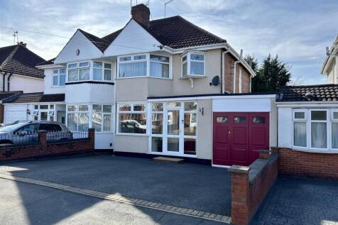 Farm Road Oldbury 1.jpg