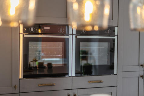 Example oven