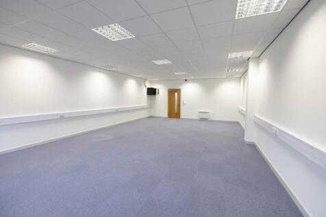 650 sq ft office