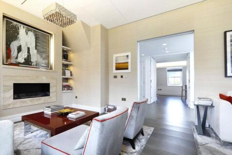 2 bed, 2 bath Penthouse in London - Photo 12