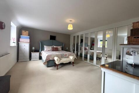 processed-544E9FF...