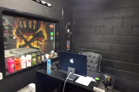 WhatsApp Image 20251001 at 124432_46215cda.jpg