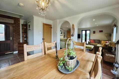 98f7c749--4928-AB42-679E69D66C2C-26888-000007B201F