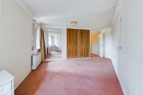 CAM02545G0-PR0338-STILL012