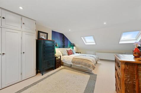 Bradmore Park Road - BedroomG3 (1).JPG