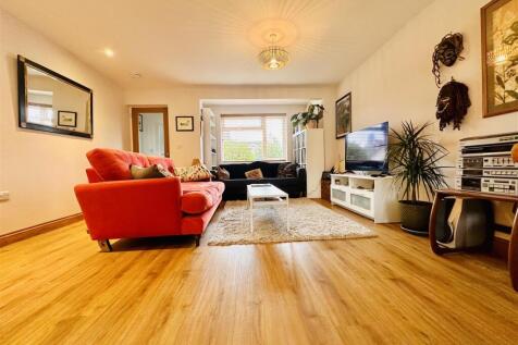Lounge/Diner/Kitchen/Family Room