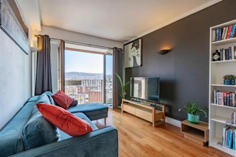 Open Plan Reception