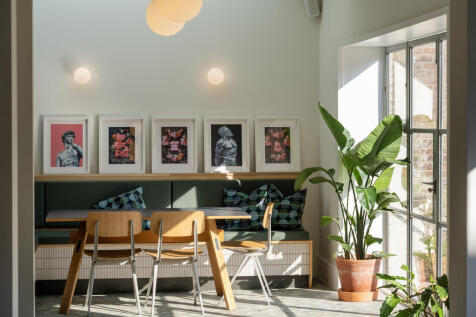 Foundry Lounge